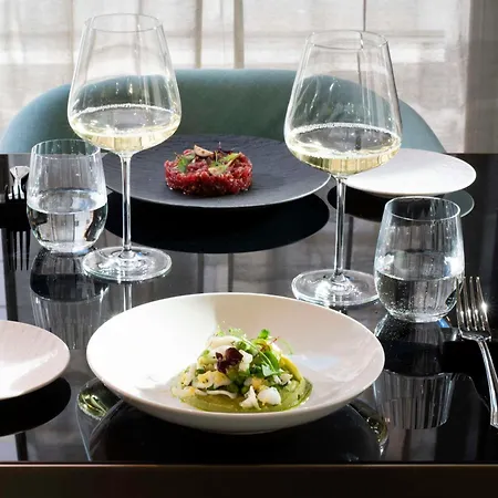 Radisson Collection Hotel, Antica Hotell Rom