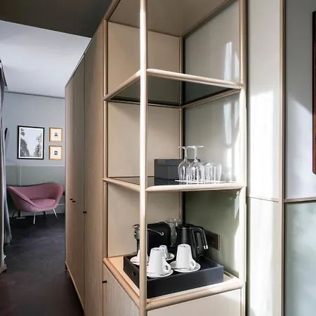 Radisson Collection Hotel, Antica Hotell Rom