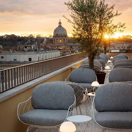 Radisson Collection Hotel, Antica Hotel Rome